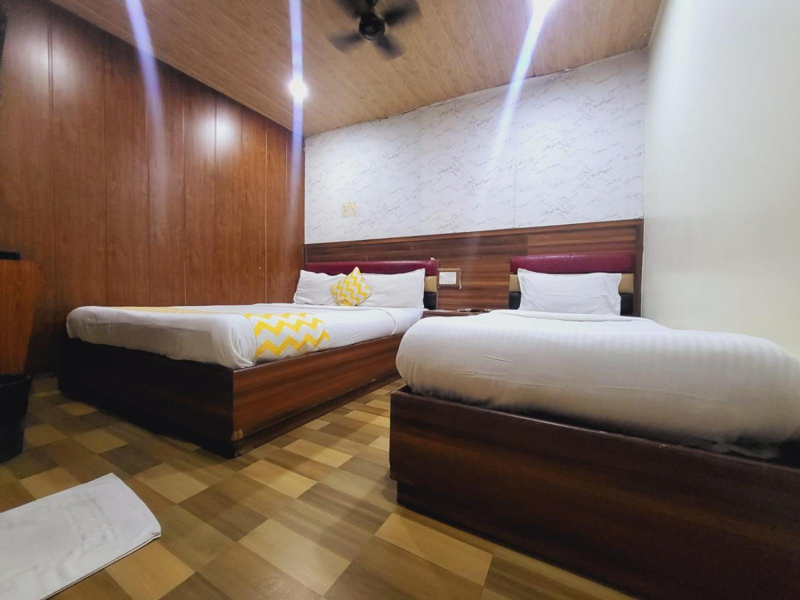Airport Inn Residency Мумбаи Экстерьер фото
