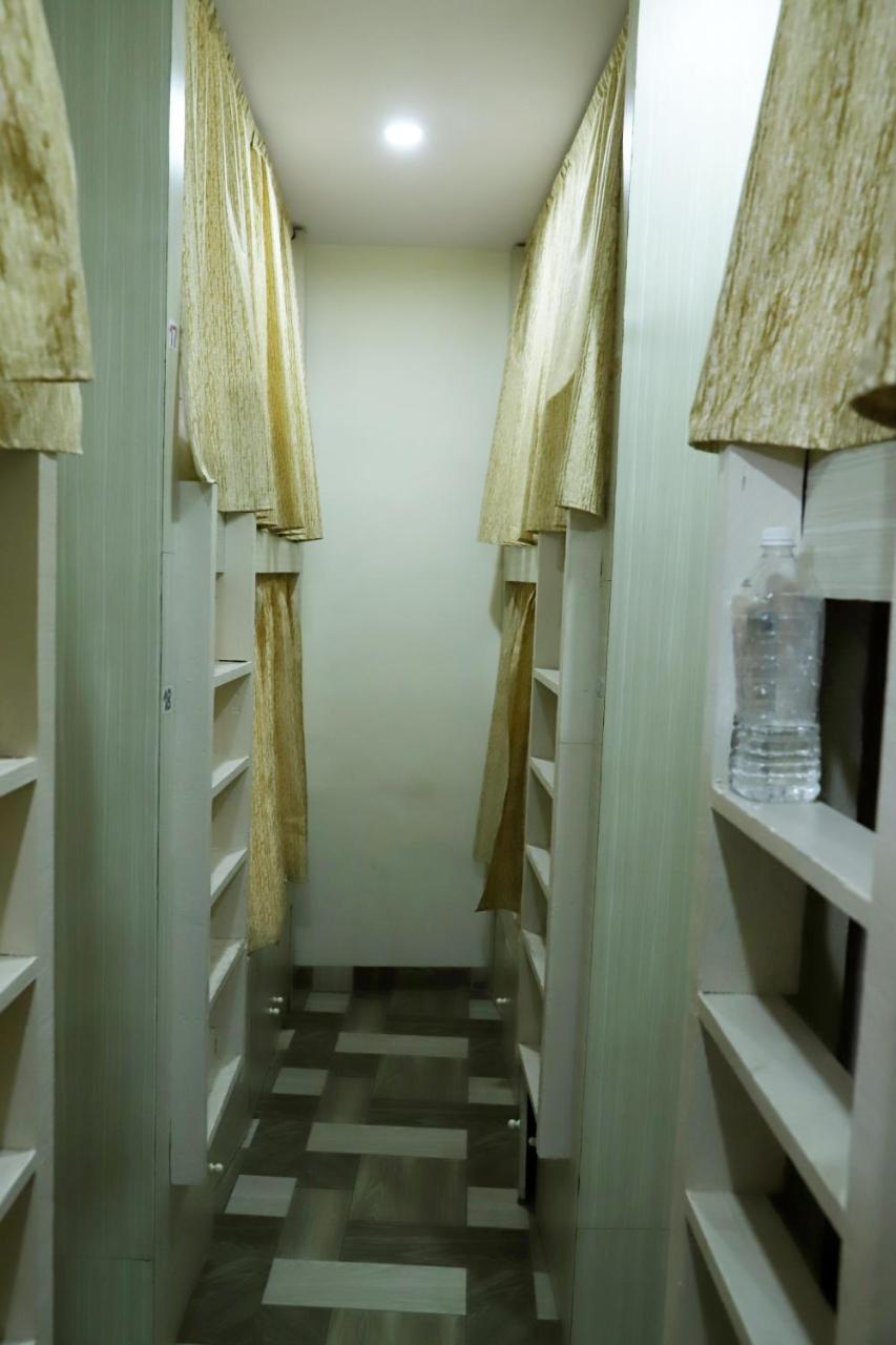 Airport Inn Residency Мумбаи Экстерьер фото