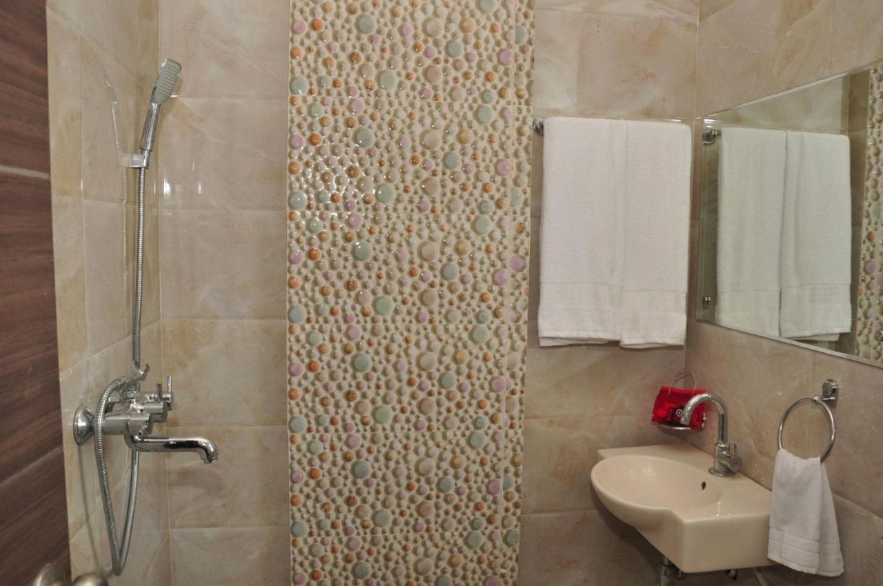 Airport Inn Residency Мумбаи Экстерьер фото